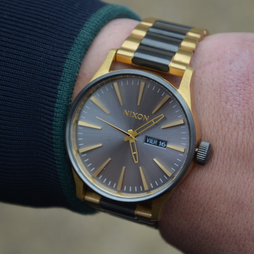 RELOGIO NIXON SENTRY SS BICOLOR 'A356-595'