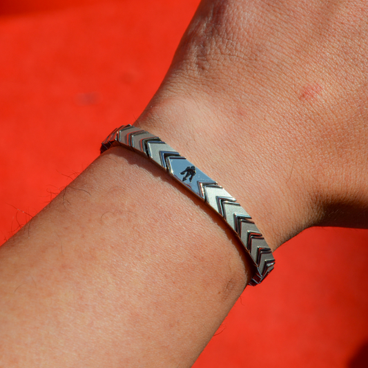 PULSEIRA MASERATI 'ICONIC' AÇO 'JM225AVD91'