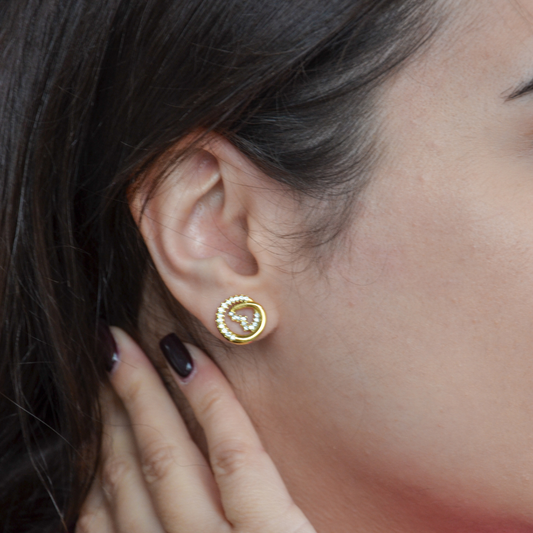 BRINCOS GUESS 'ICONIQUE' AÇO DOURADO 'JUBE05528JWYGT-U'