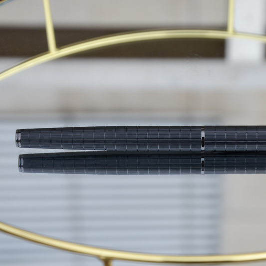 ROLLERBALL HUGO BOSS 'LOOP' PRETA 'HSQ5635A'