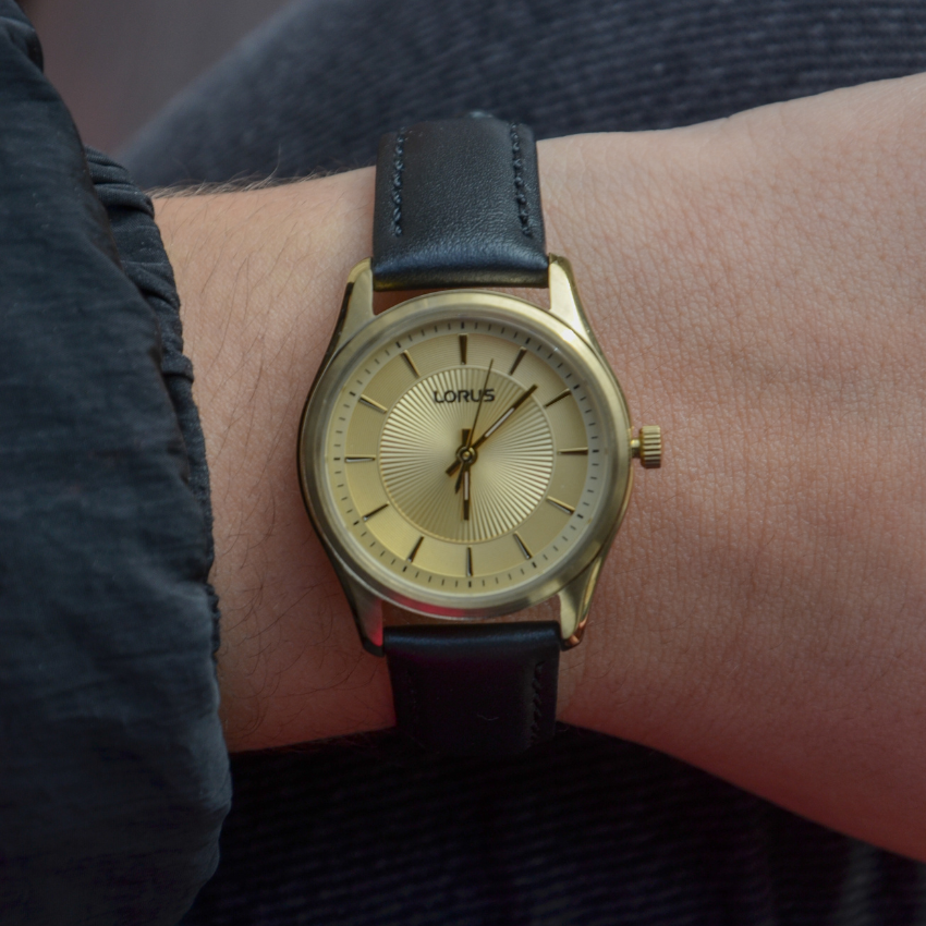 RELÓGIO LORUS 'WOMAN CLASSIC' DOURADO 'RG254XX9'