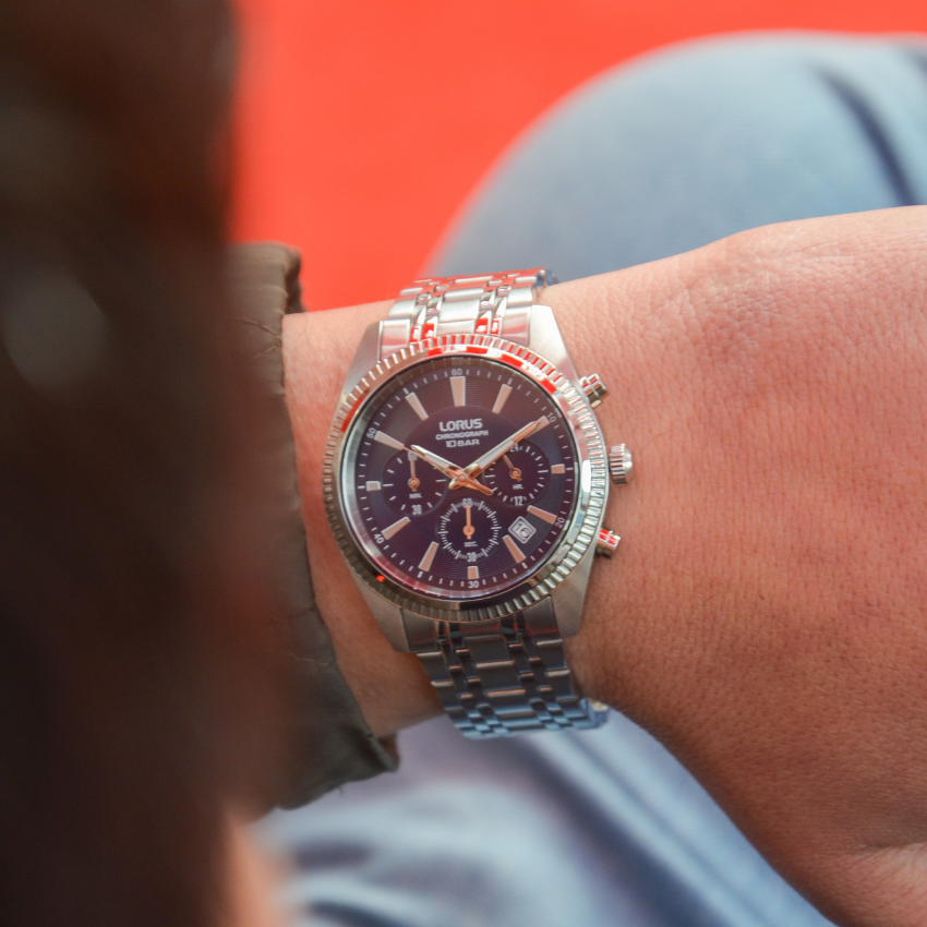 RELÓGIO LORUS 'SPORTS MAN' PRATEADO 'RT395KX9'