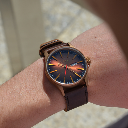 RELÓGIO NIXON SENTRY LEATHER BRONZE 'A105-5145'